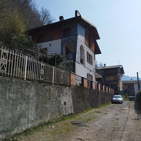 B&B I Ghiri Canzo Bagian luar foto