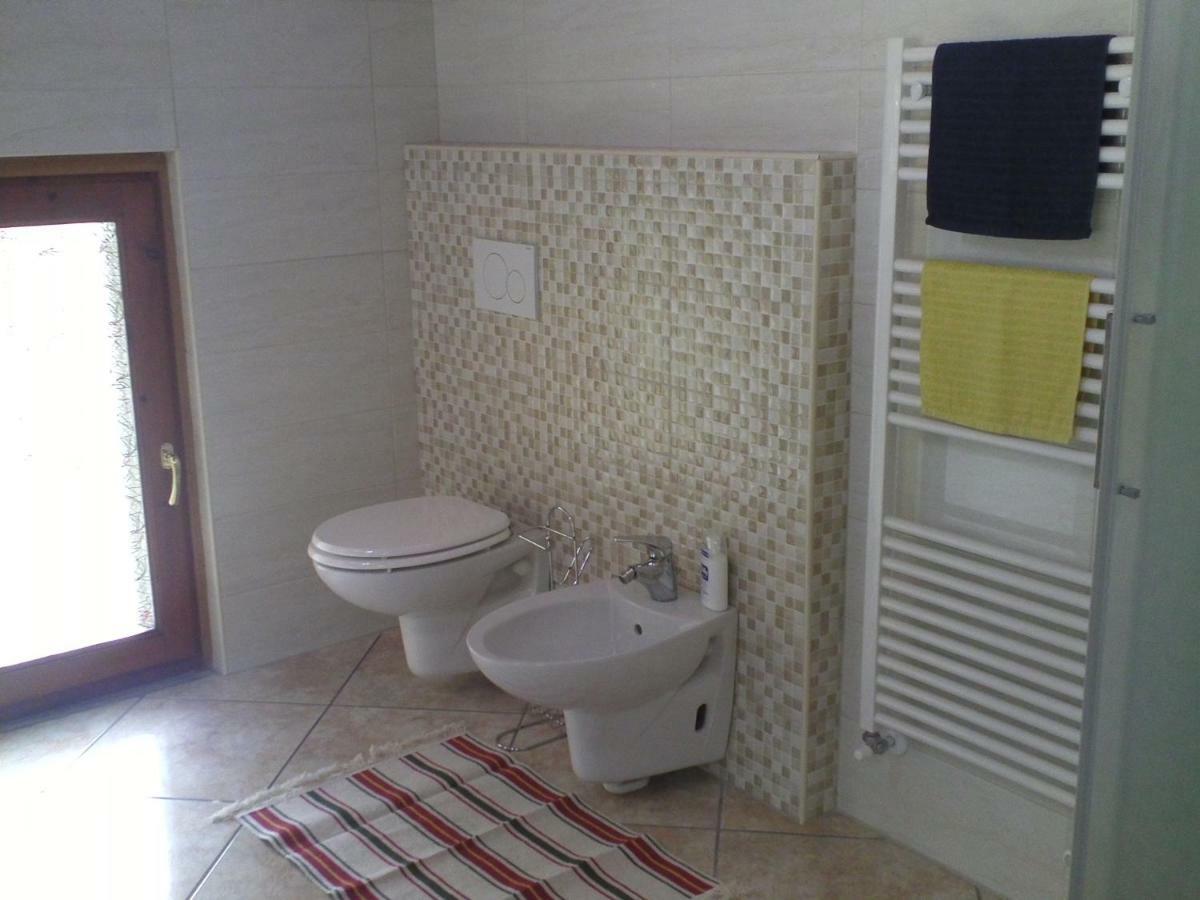 B&B I Ghiri Canzo Bagian luar foto