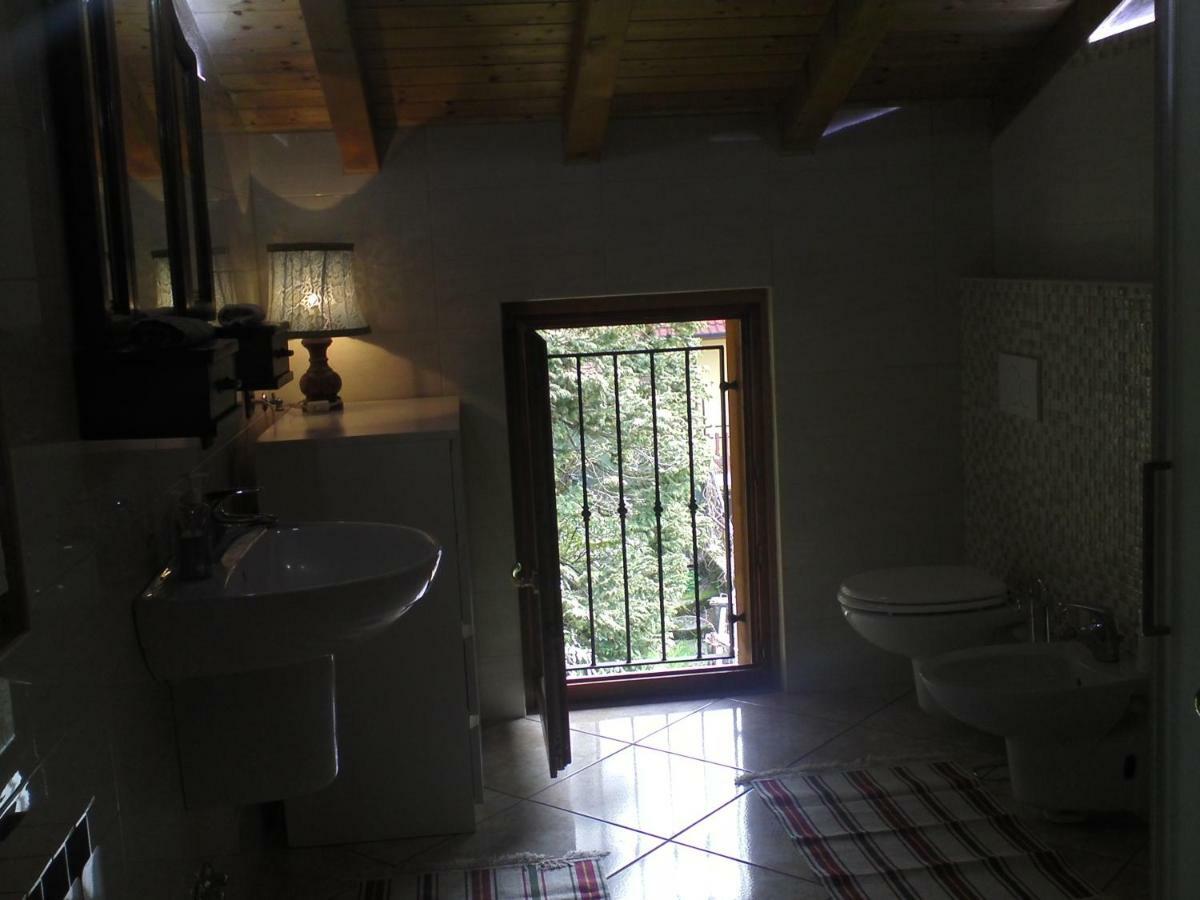 B&B I Ghiri Canzo Bagian luar foto